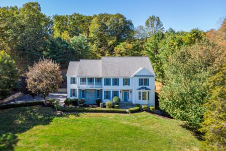 54 Lake Ridge Road