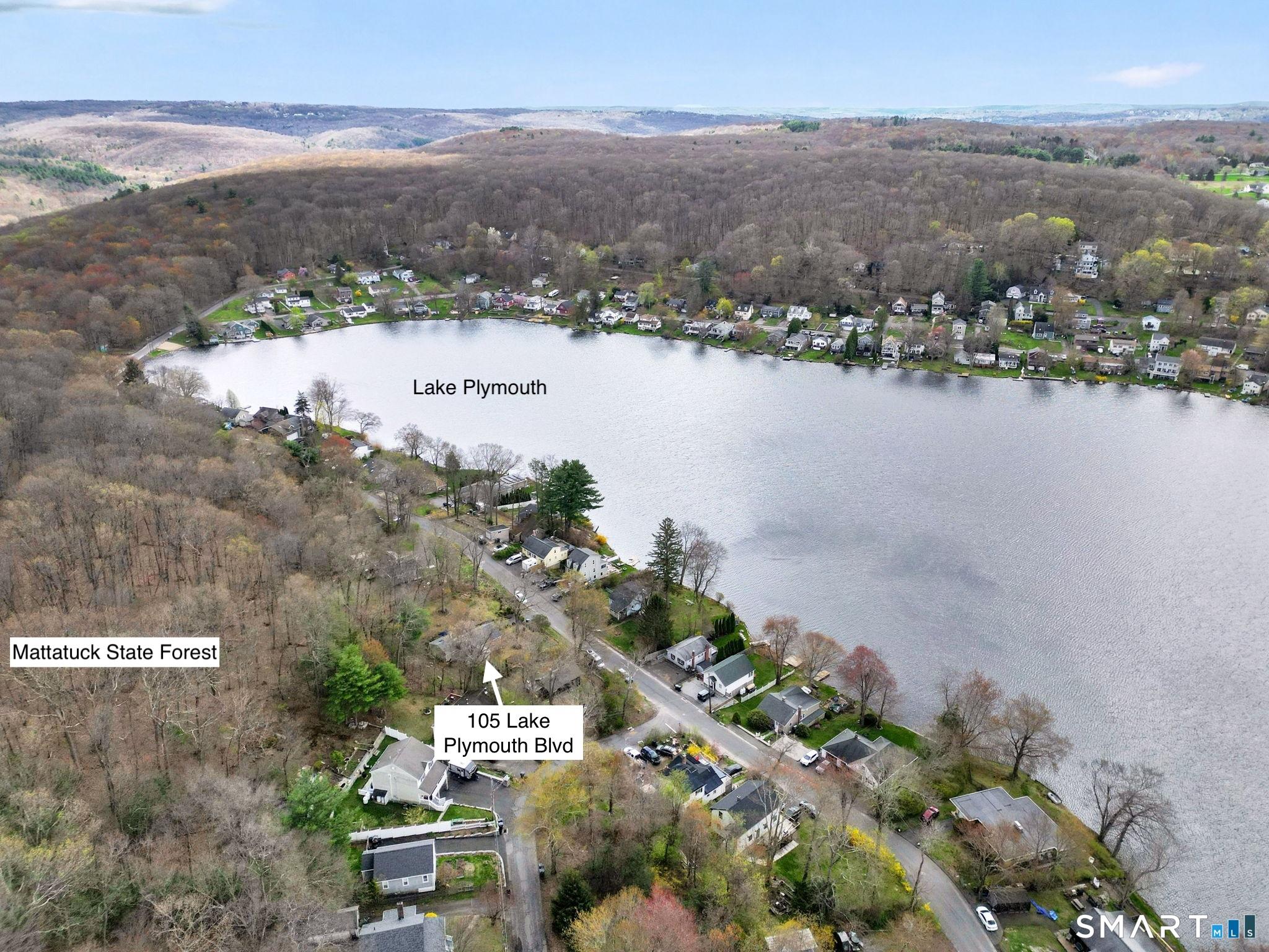 Image 2: View Lake Plymouth from every room!
