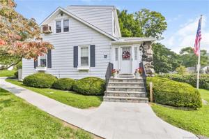 4 Lakeshore North
