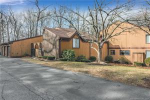 31 Hearthstone Drive
