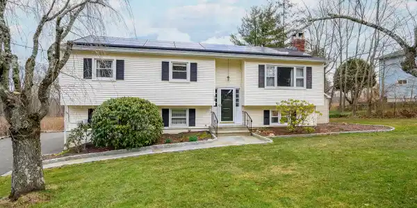 15 Macbean Drive