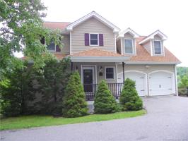 151 East Lake Street