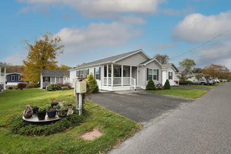 31 Greenlawn Drive