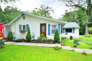 76 Knollwood Drive