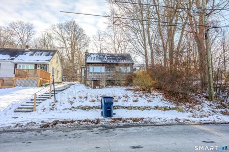 349 Lake Plymouth Boulevard