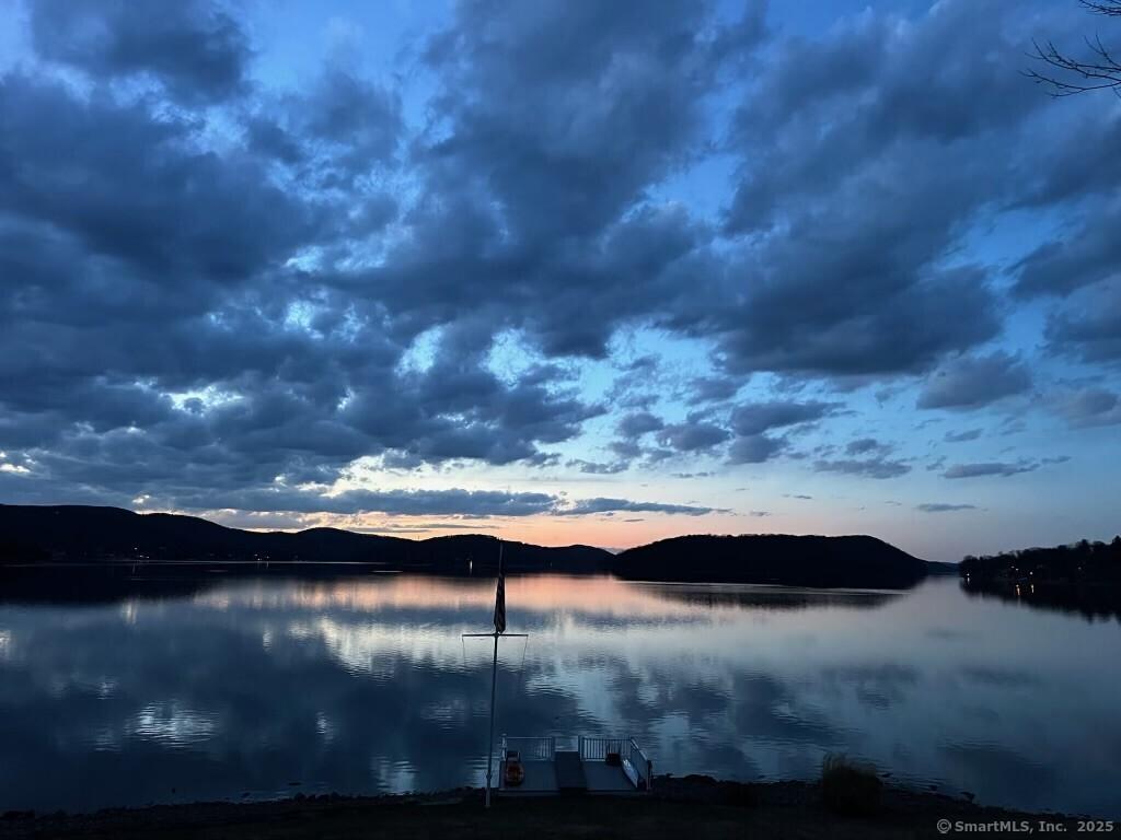 Image 4: Enjoy the amazing year round sunsets