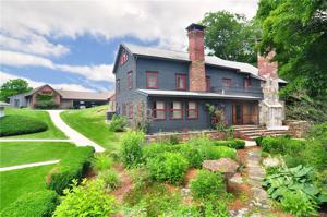 44 Lakeside Road