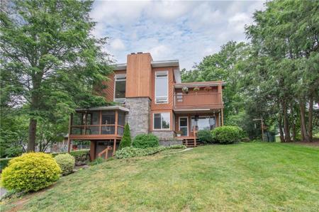 5 Carlyle Drive