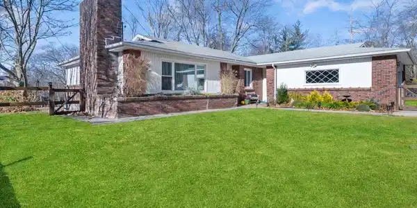 8 Fanton Road