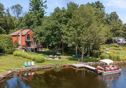 28 Lake View Drive