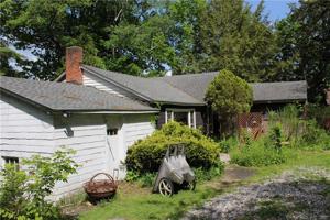 163 East Wakefield Boulevard
