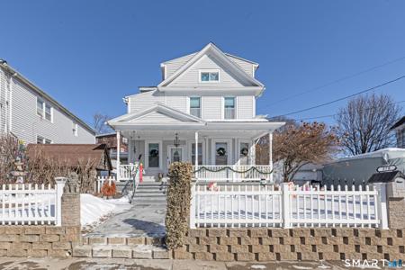 578 Beechmont Avenue