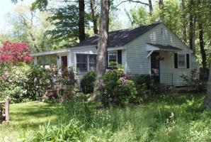 413 Deepwood Drive