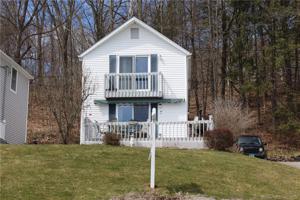 109 West Wakefield Boulevard