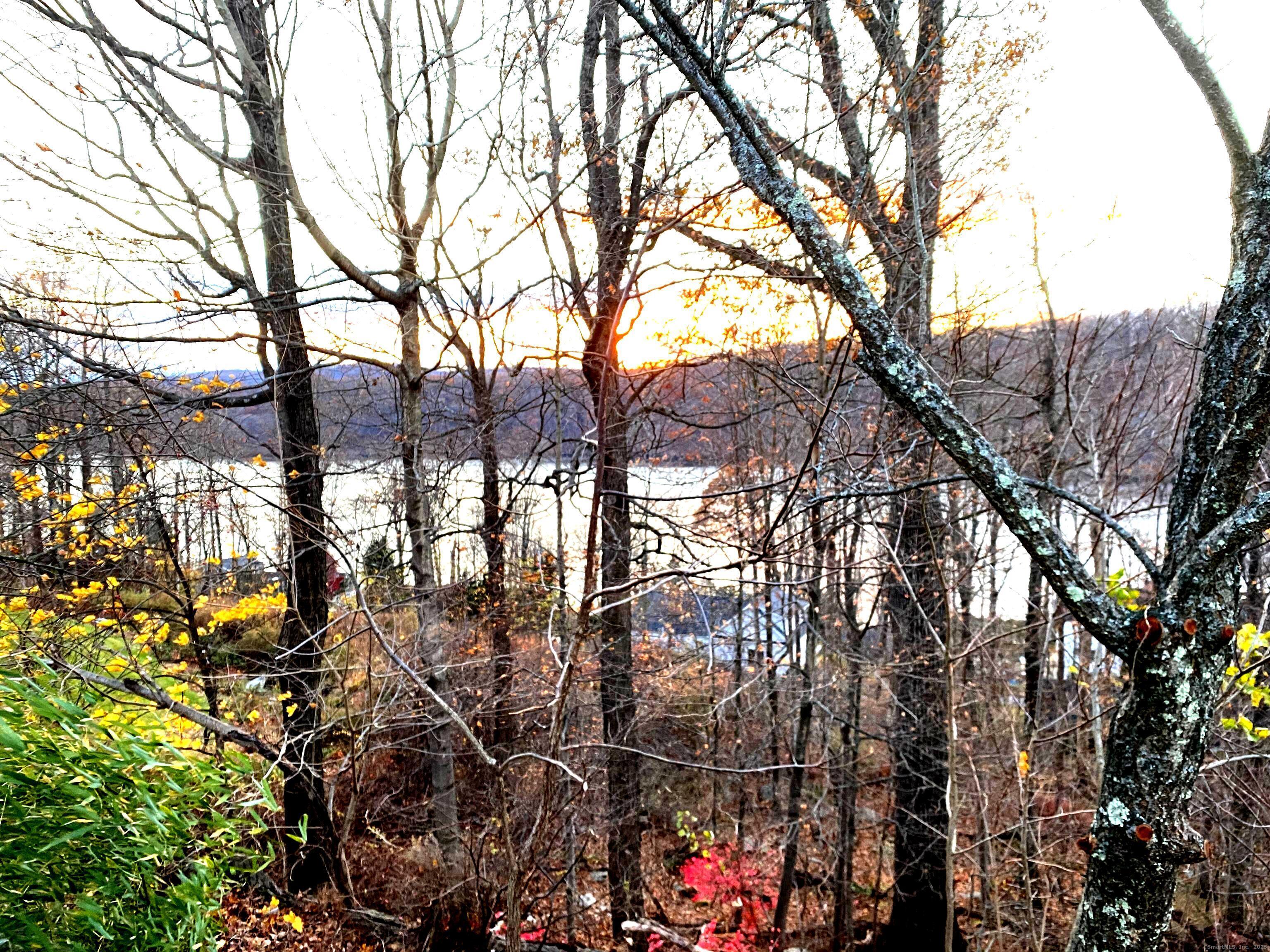 Image 4: Candlewood Lake View West
