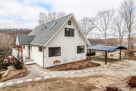 112 Carmen Hill Road