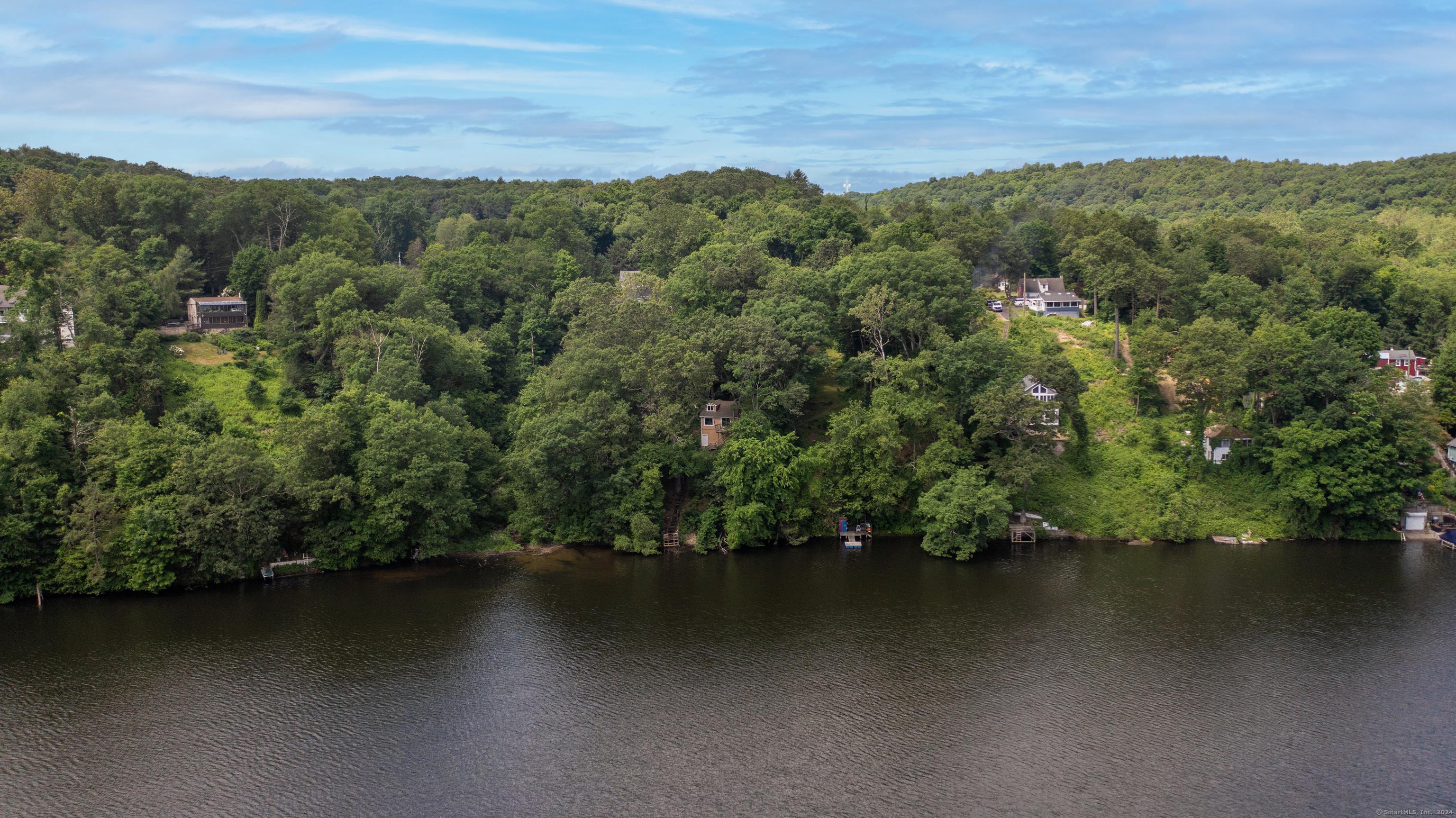 65 Bankside Trail, Newtown, CT lhrmls02216050