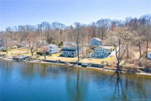 64 Avery Shores