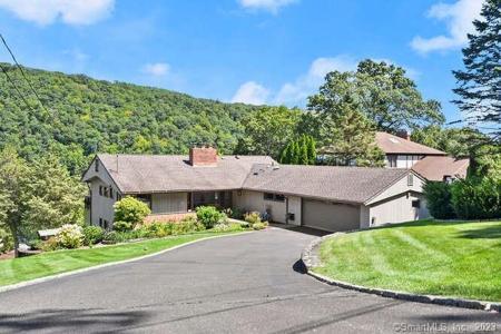 26 Lillinonah Drive
