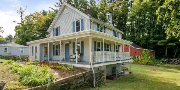 385 East Street