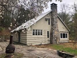 25 Sandstrom Road