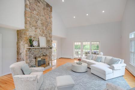 20 Laura Drive
