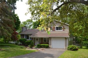 16 Lakewood Terrace