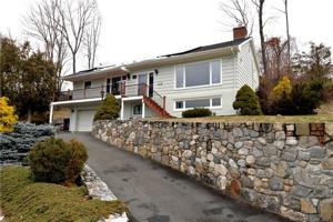 129 North Lake Shore Drive