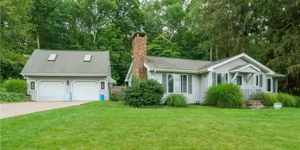 1 Sunnyslopes Road