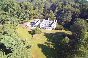 7 Christopher Road