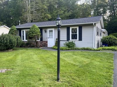 60 Sherry Lane