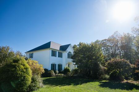 412 Laurelwood Lane