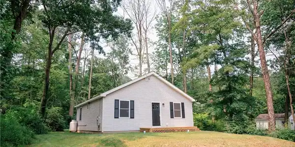 52 Lakeview Drive