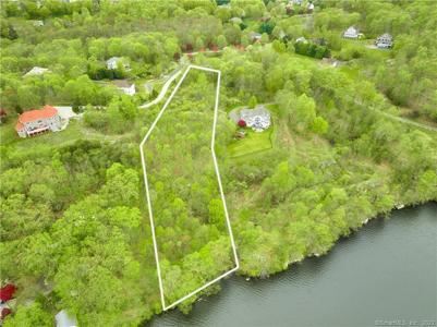 18 Shoreview Lane