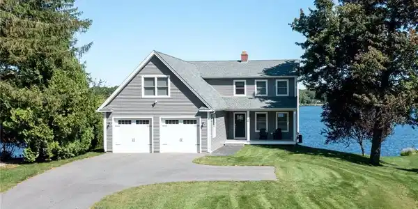 11 Webster Lane
