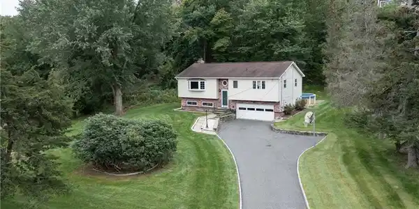 13 Mendes Road
