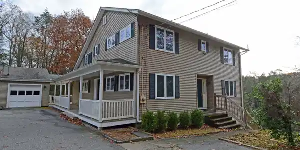 220 Lead Mine Brook Road