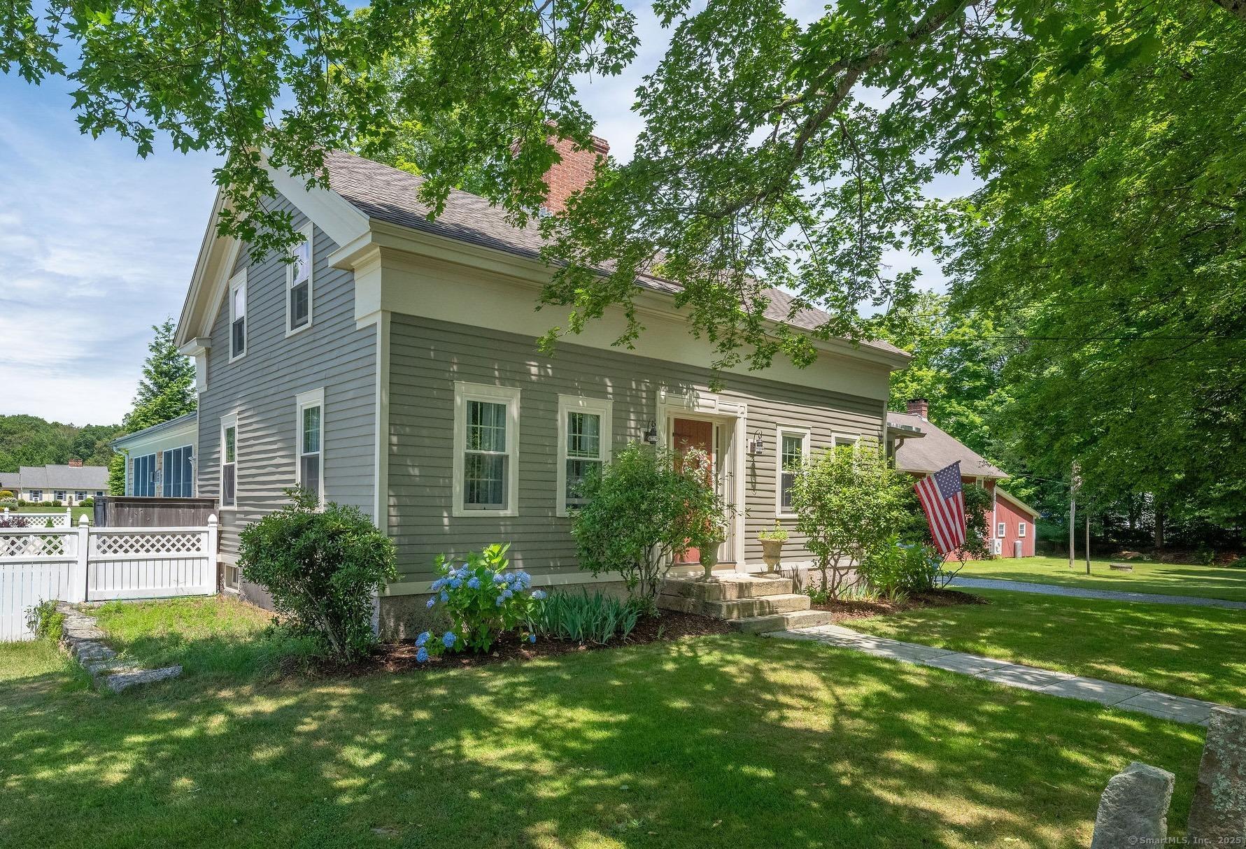 Image 1: located in the heart of Old Lyme, convenient to beaches, shopping, restaurants, I 95 and the train station