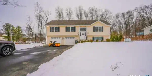 2 Kevin Drive