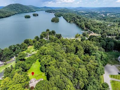 107 Carmen Hill Road