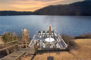 32 Waterview Drive