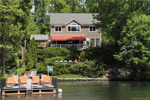 140 Sherry Lane