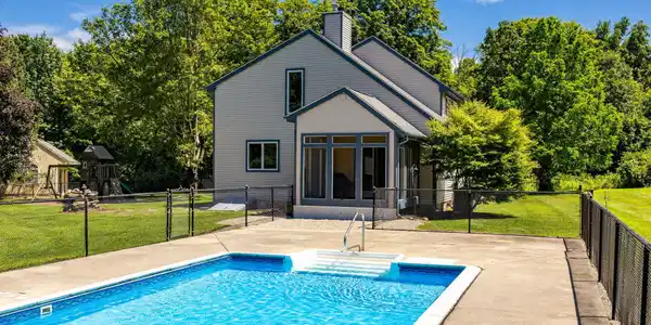 141 Old Town Road