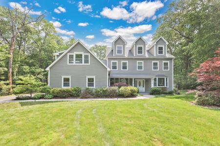 676 Bolton Road