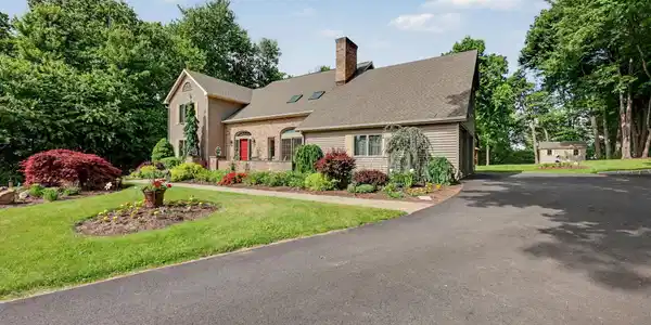 29 Woodridge Lane