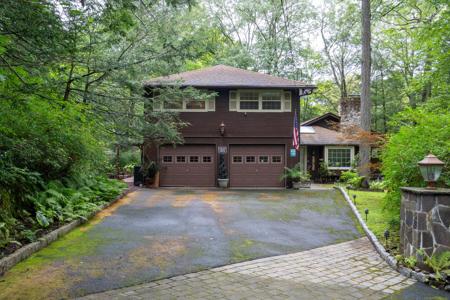 2 Oak Drive