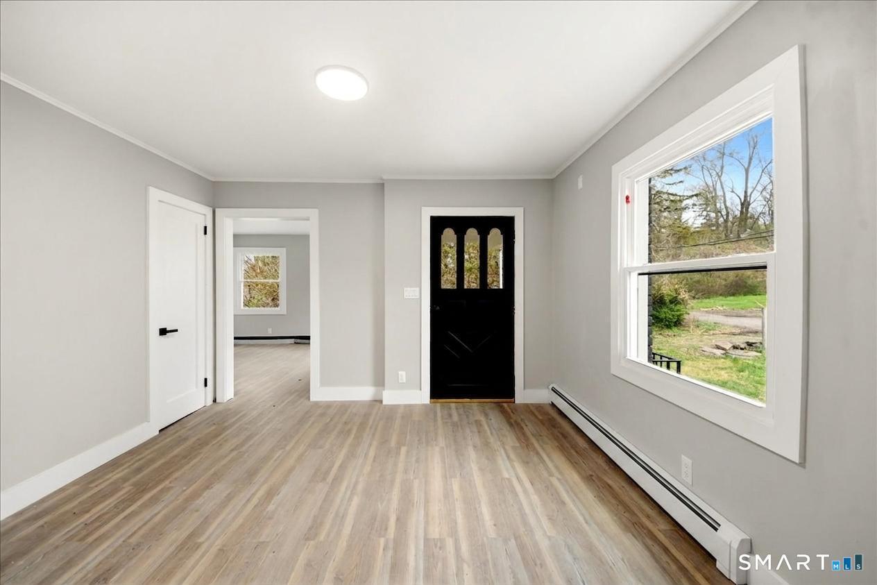 Image 3Dining Area: Entry on main floor into dining area.