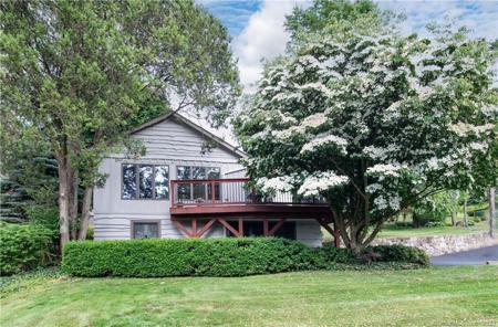 22 Lake Drive North