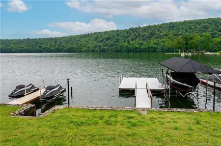 809 Candlewood Lake Road South