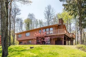 11 Candleview Drive